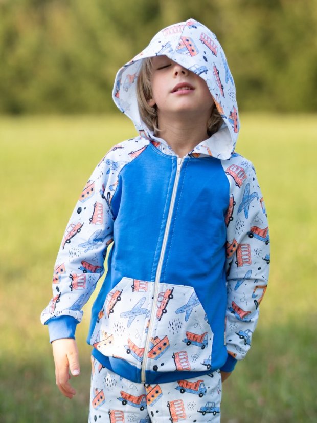 Detská tepláková súprava na zips, na cestách