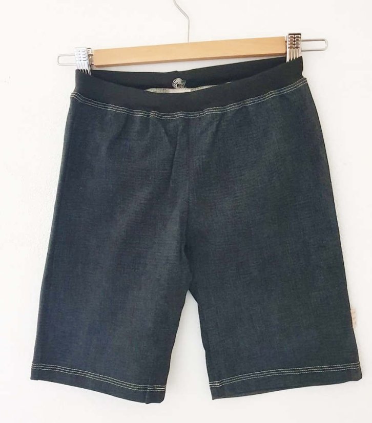 Šortky po kolená JEANS BLACK