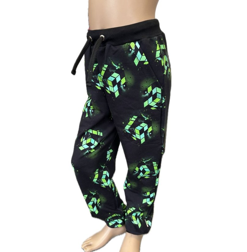 Pánske tepláky, herný únik