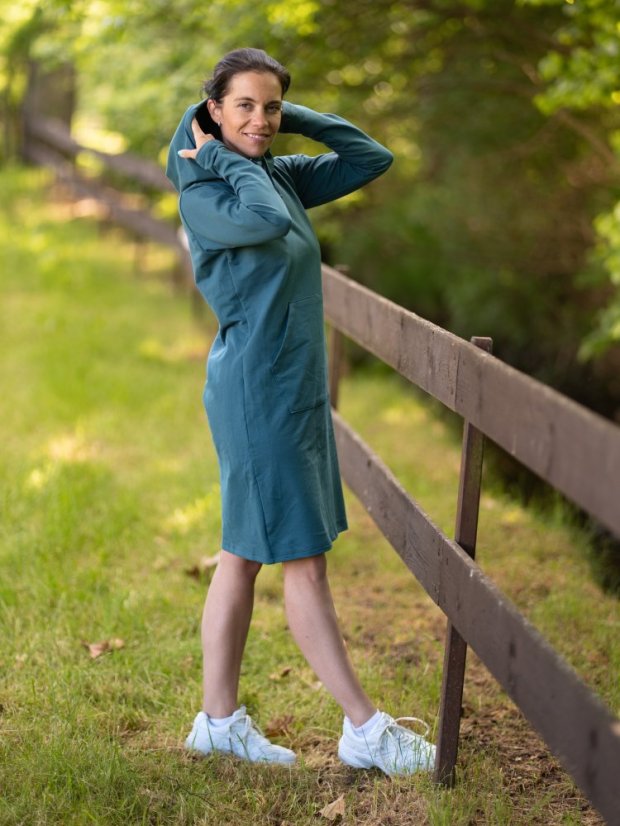 Dámske šaty s kapucí UNI