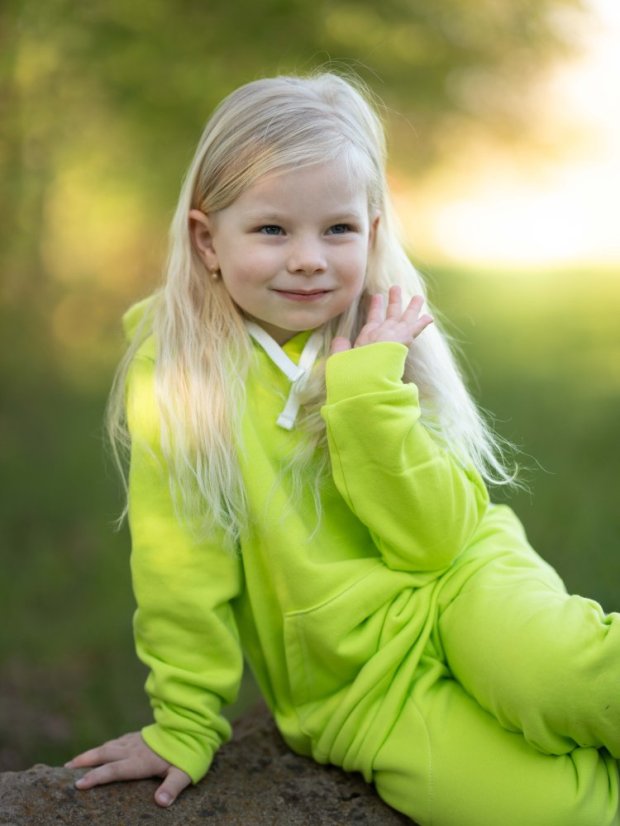 Detská mikina s kapucňou Fluffy teplá, zelená limetka