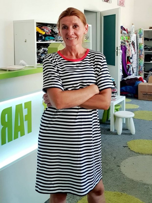 Dámské šaty OVERSIZE BAMBUS, navy námořník