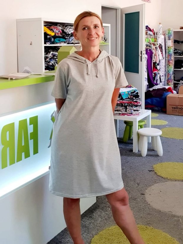 Dámské šaty OVERSIZE HOODY MELEE