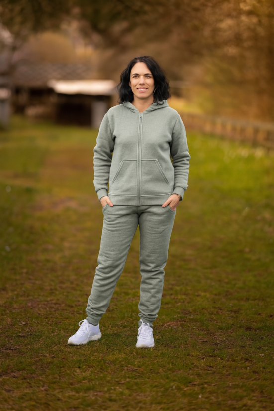 Dámská tepláková souprava na zip FLUFFY