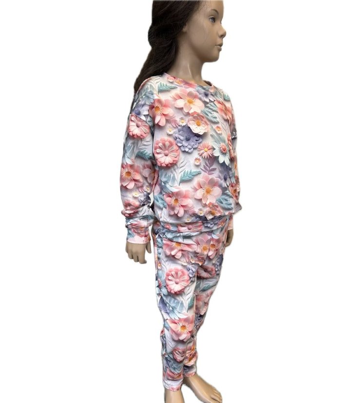 Detské tepláky, záhrada snov