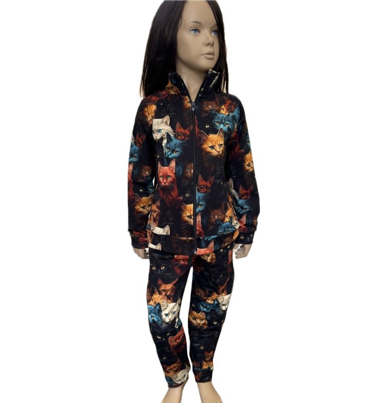 Dětské tepláky, divoké kočky