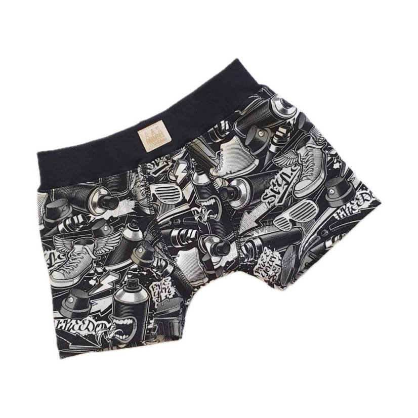Dětské boxerky, spreje a graffiti