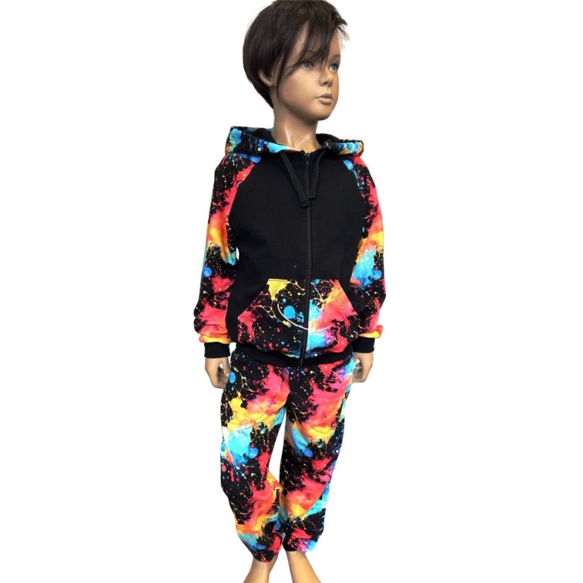 Dětské tepláky, exploze barev