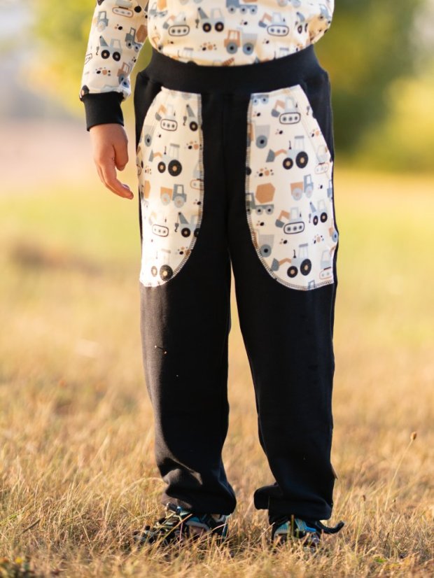 Detské tepláky, malý stavitel čierna