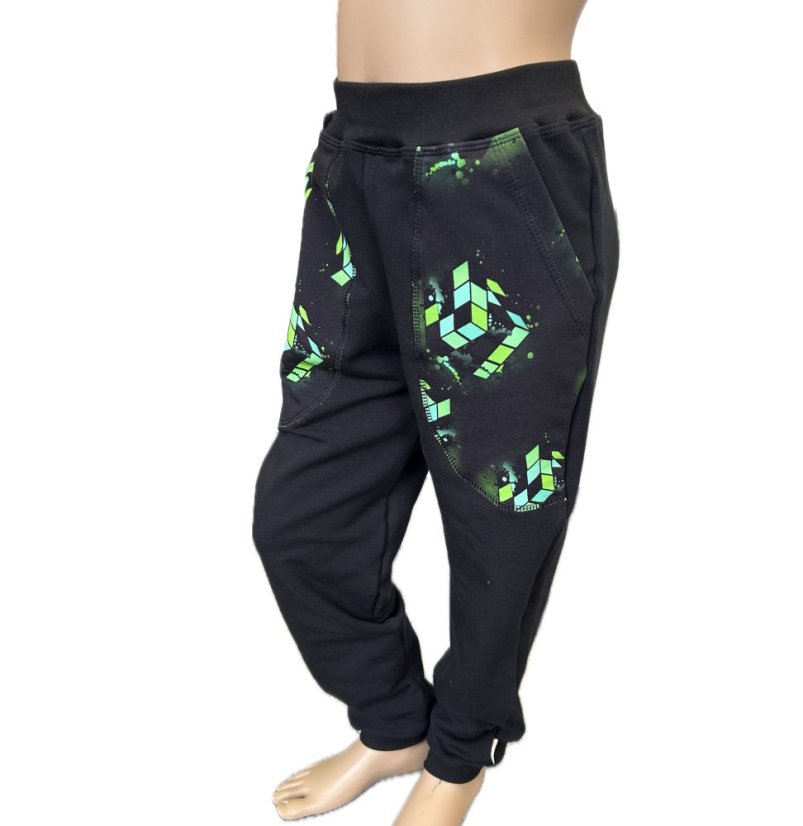 Dětské tepláky, herní únik černá