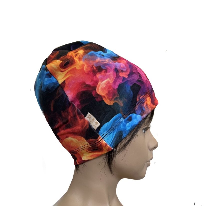 Dětská čepice, barevný dým