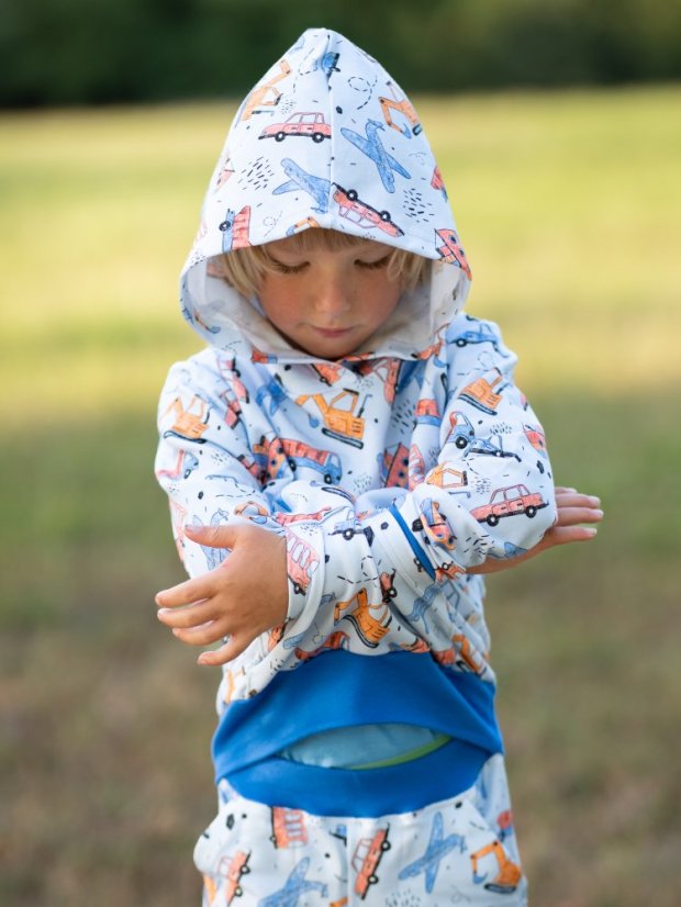 Detská tepláková súprava, na cestách