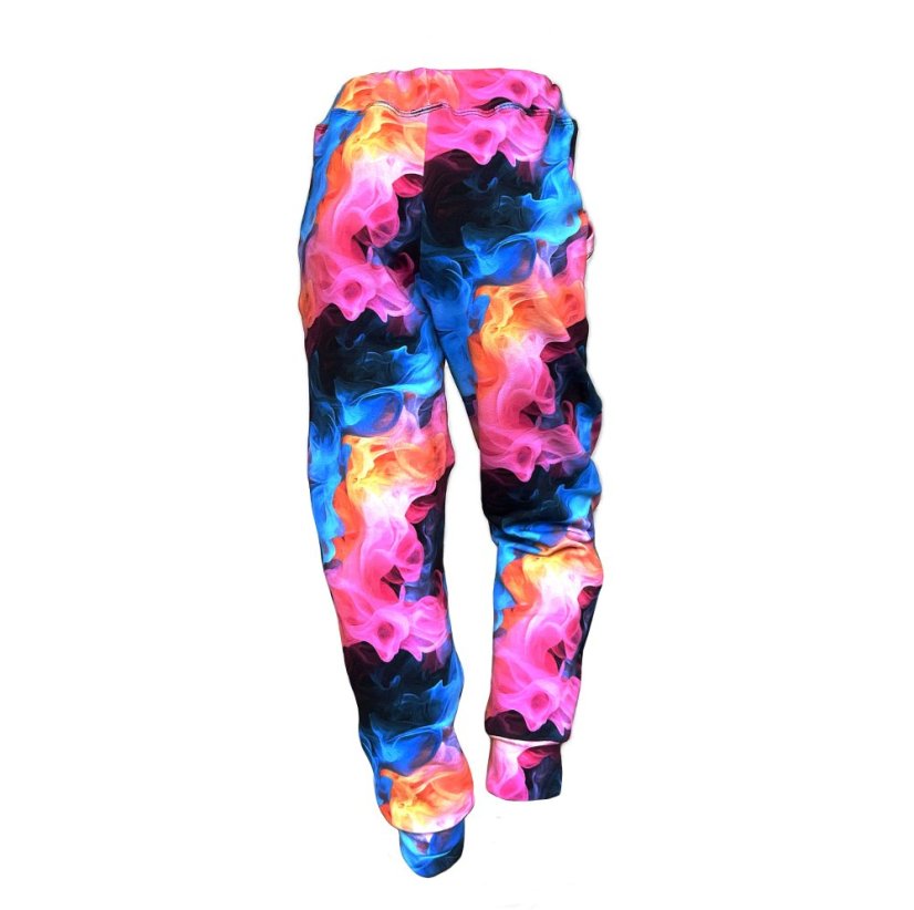 Dětské tepláky, tajemný dým