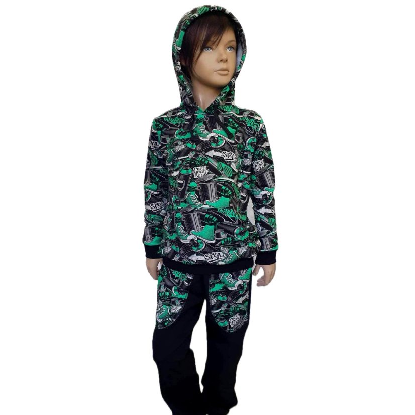 Dětská tepláková souprava, spreje a graffiti