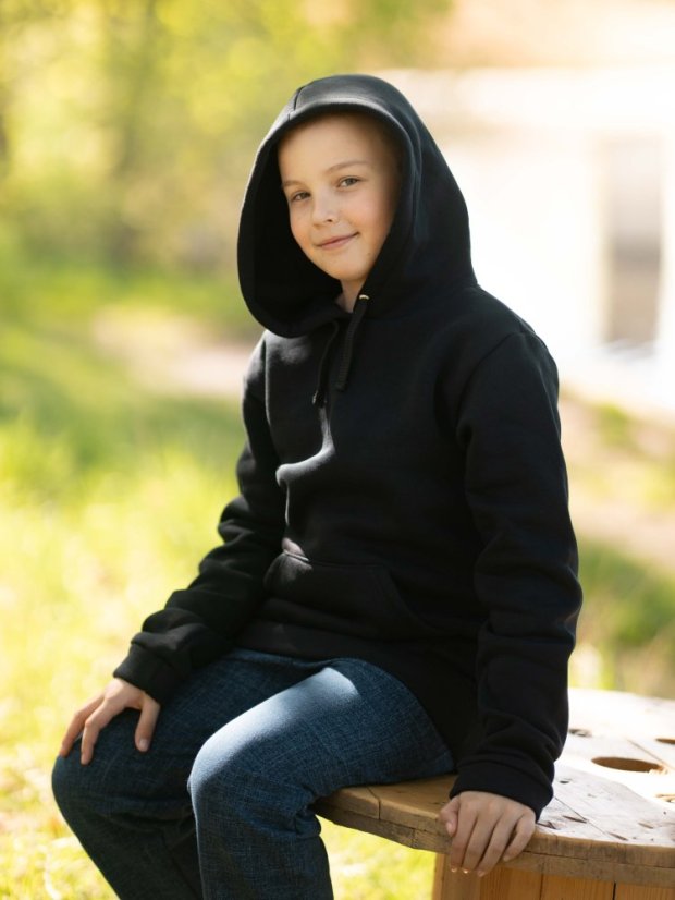 Dětská mikina s kapucí Fluffy teplá, černá klasika