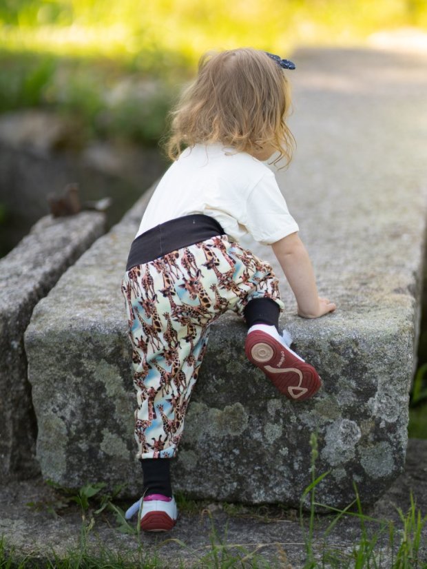 Dětské rostoucí kalhoty GROW lehké, žirafky