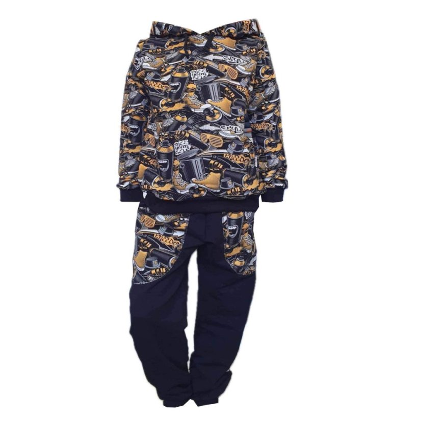 Dětská tepláková souprava, spreje a graffiti