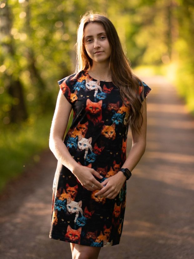 Dámské šaty, divoké kočky