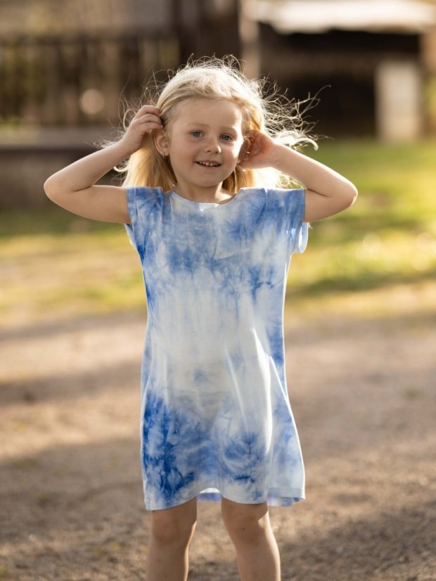 Dívčí bambusové šaty, batika