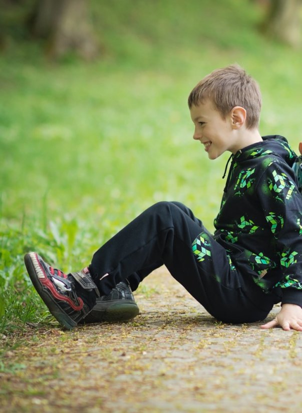 Dětská mikina, herní únik