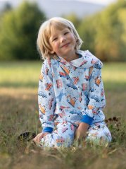 Dětská tepláková souprava, na cestách