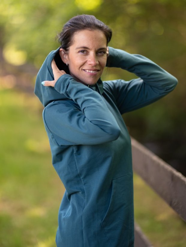 Dámske šaty s kapucí UNI